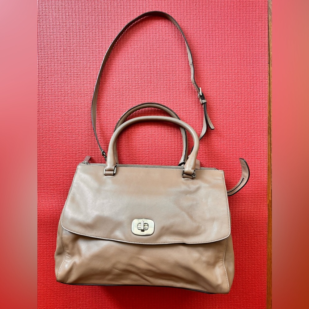 Authentic Coach Leather bag.